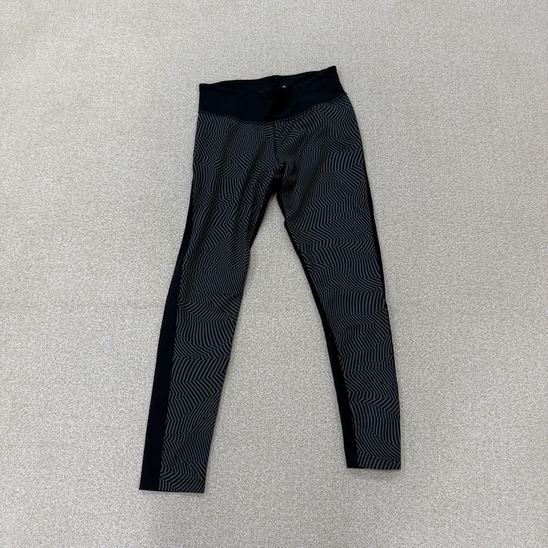 90 아디다스 패턴 레깅스 0210T 상품이미지1