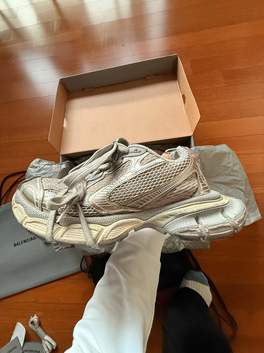 (백화점판) 발렌시아가 3xl 에그쉘 41 상품이미지3