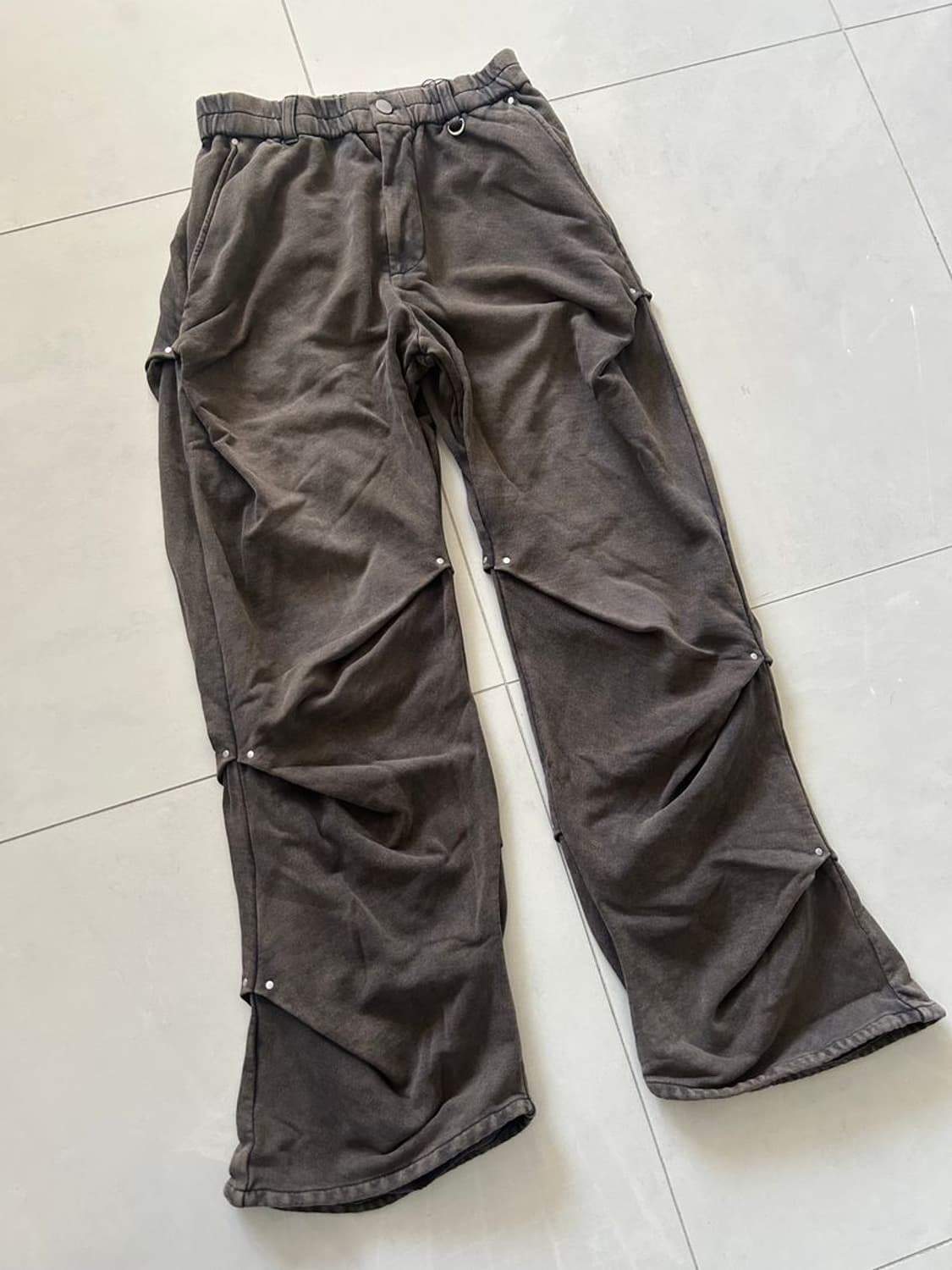 RANDOM TUCK SWEAT PANTS 상품이미지4