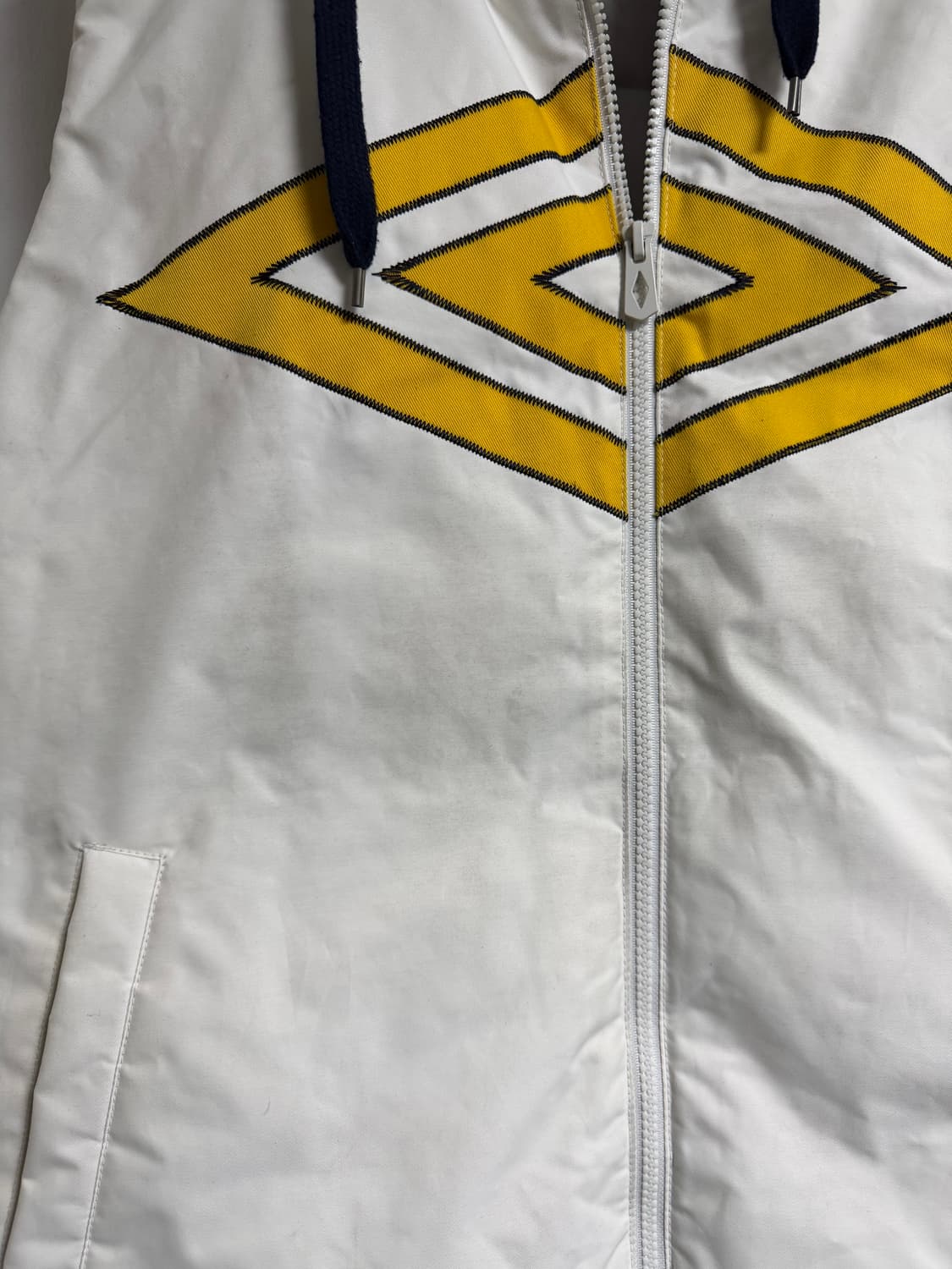 엄브로 아카이브 로고 후드 패딩 조끼 상품이미지7