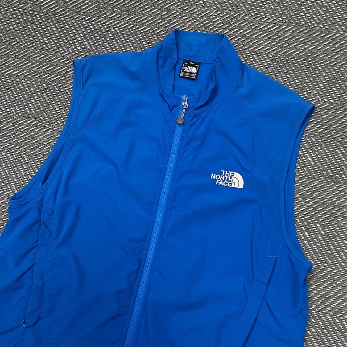 노스페이스 자수 로고 베스트 v0320 상품이미지3