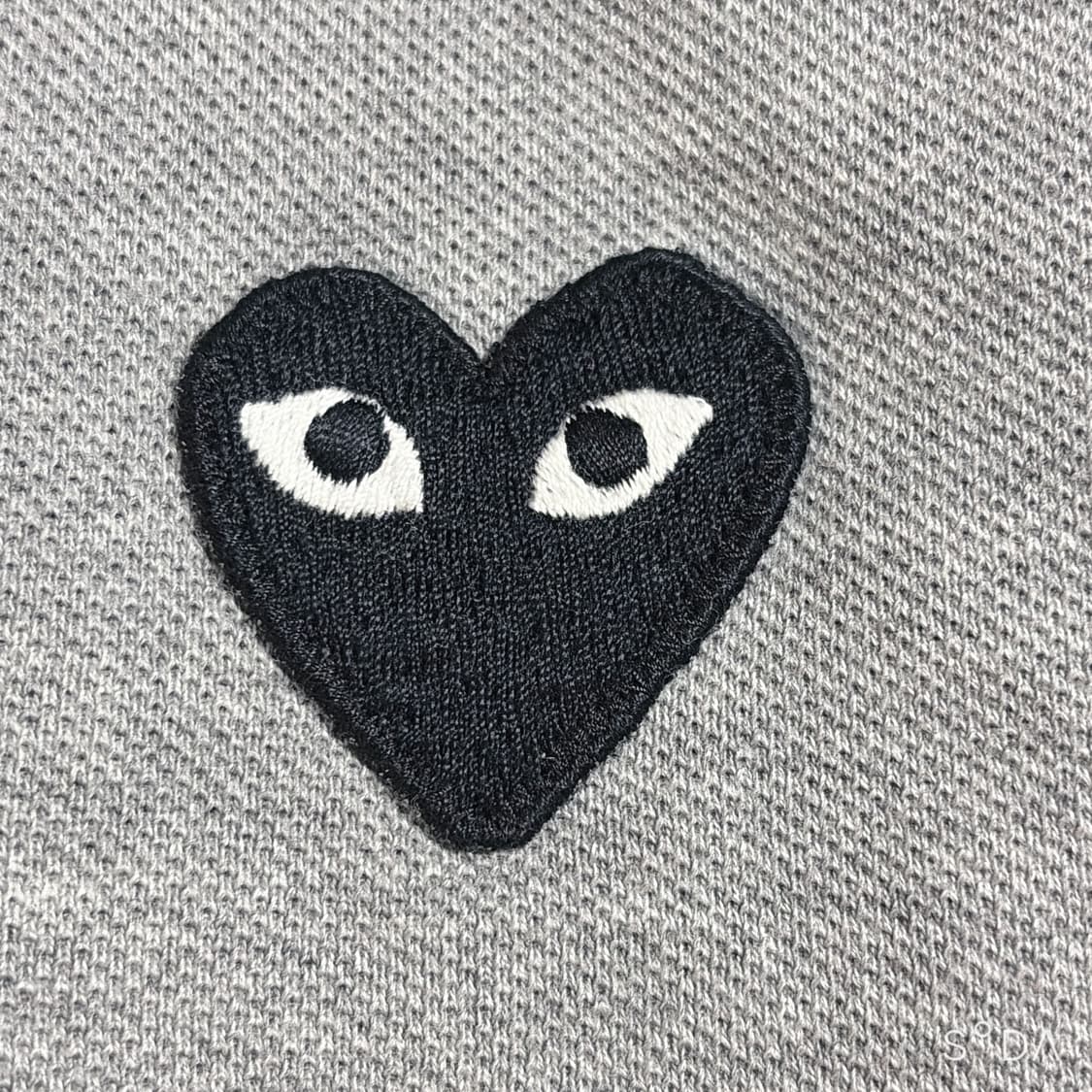 꼼데가르송 플레이 카라 반팔티 M 그레이 상품이미지5