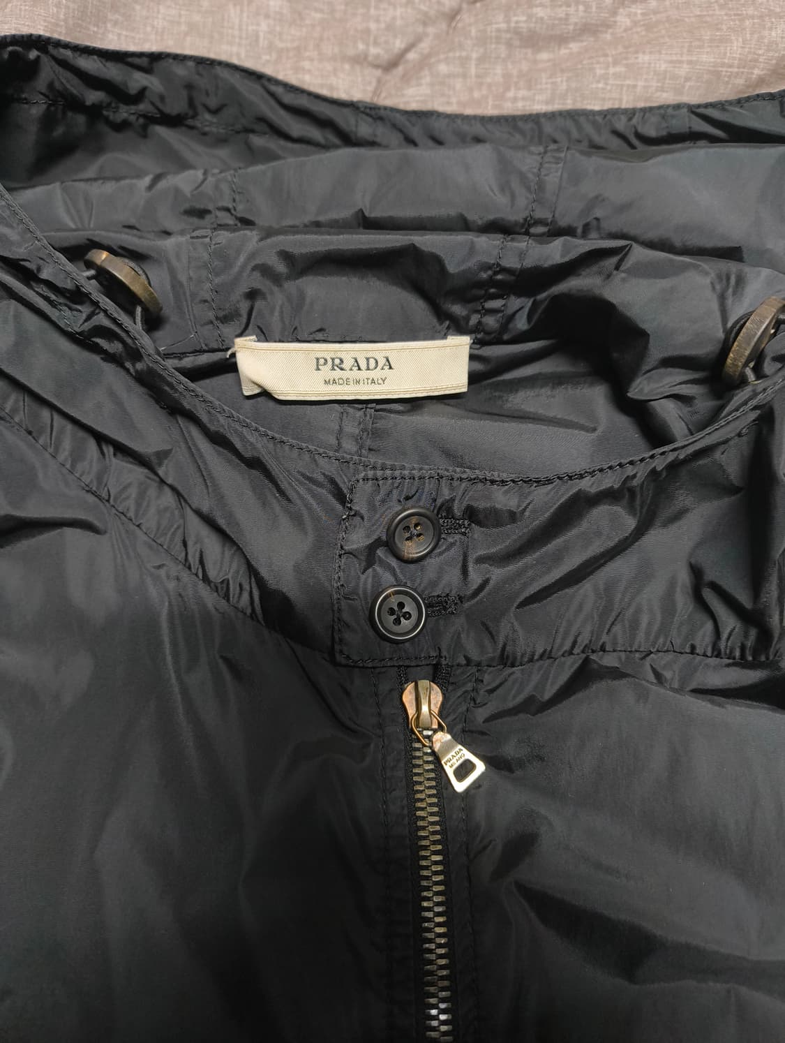 프라다 투웨이 나일론 블랙 후드 자켓 xl 상품이미지4