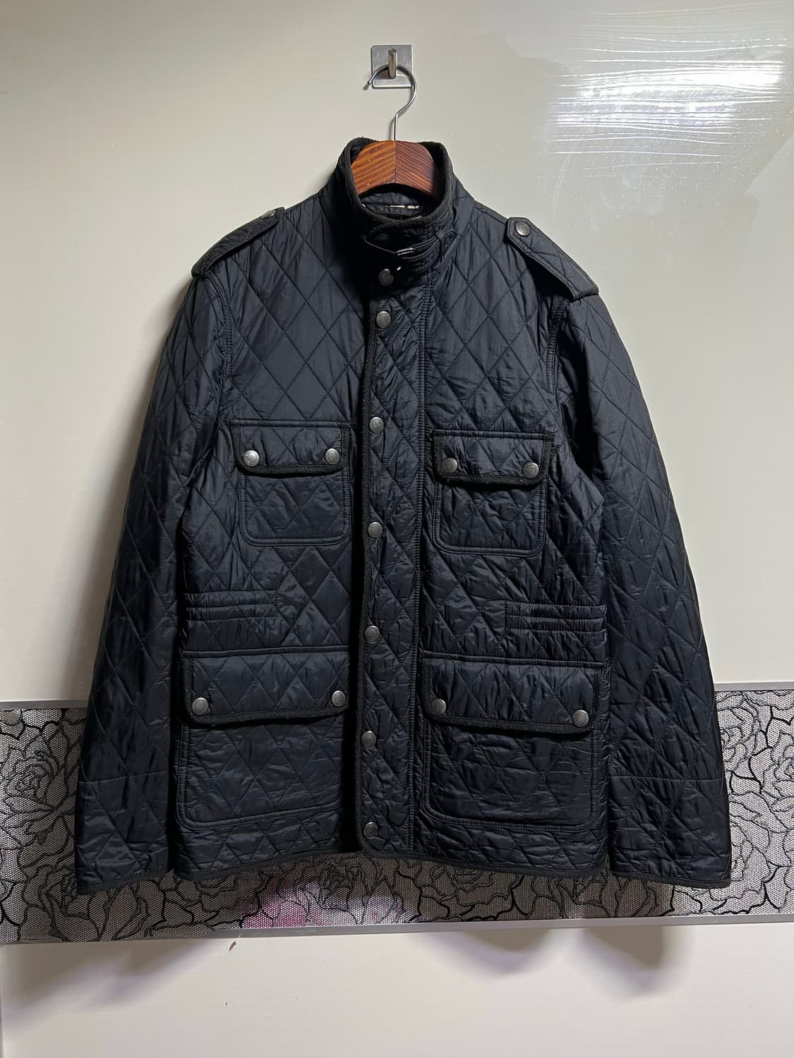 버버리 브릿 블랙 퀄팅자켓  상품이미지1