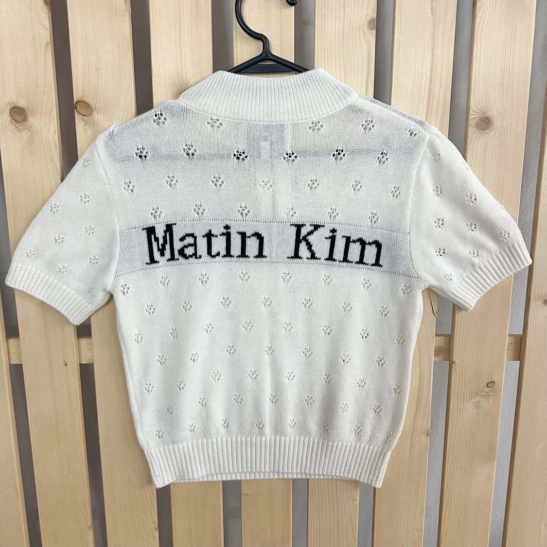 (Free) 마뗑킴 크로쉐 하프 집업 아이보리 펀칭 니트 상품이미지1