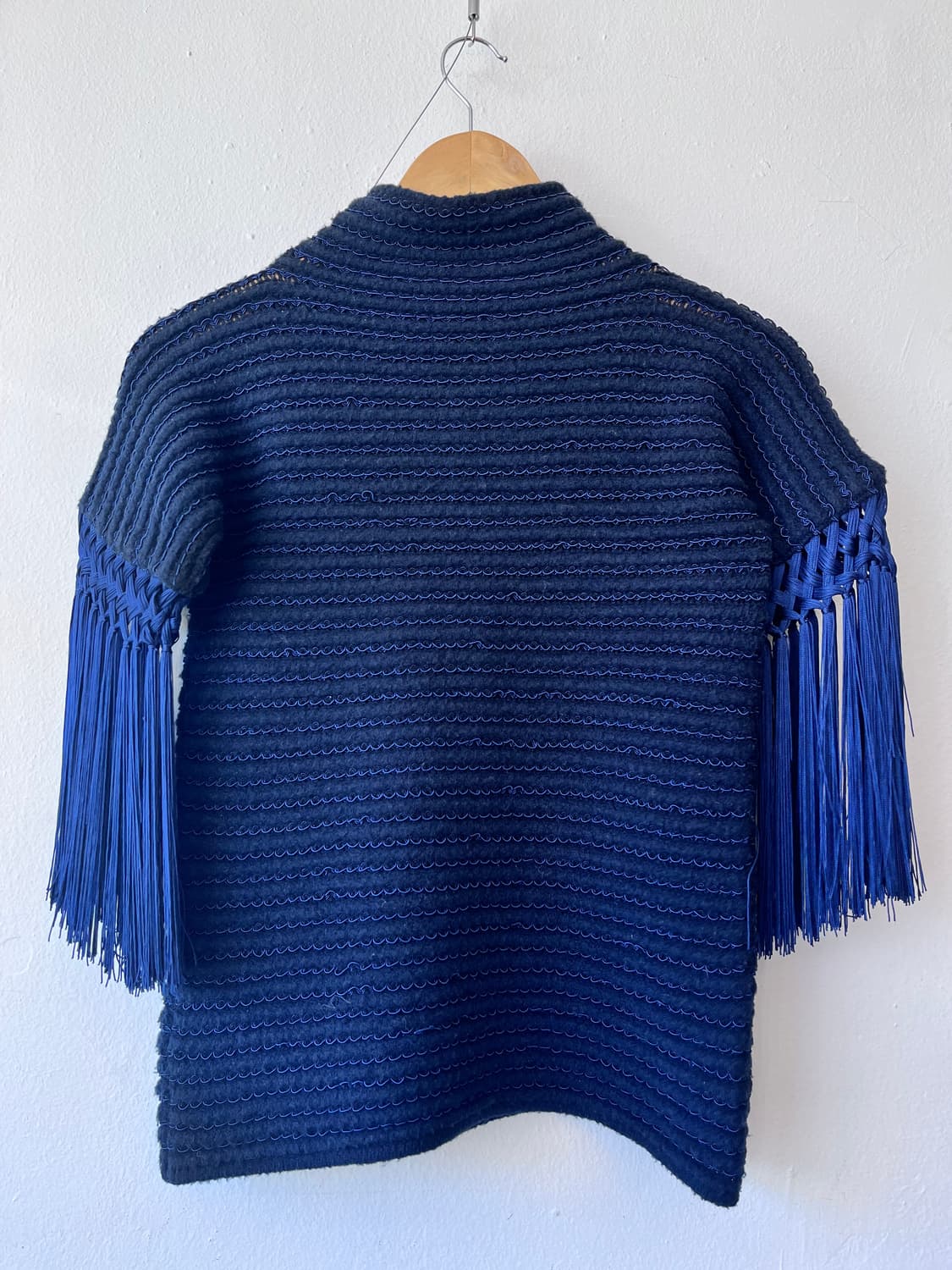 엠포리오아르마니 여성 프린지터틀넥니트 42사이즈 상품이미지3