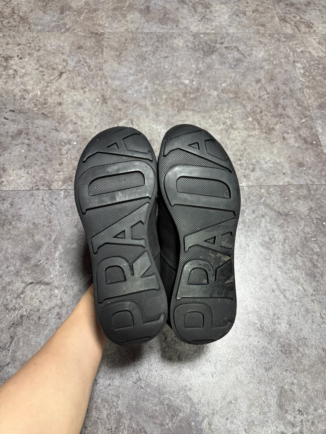 프라다 스니커즈 255 상품이미지4