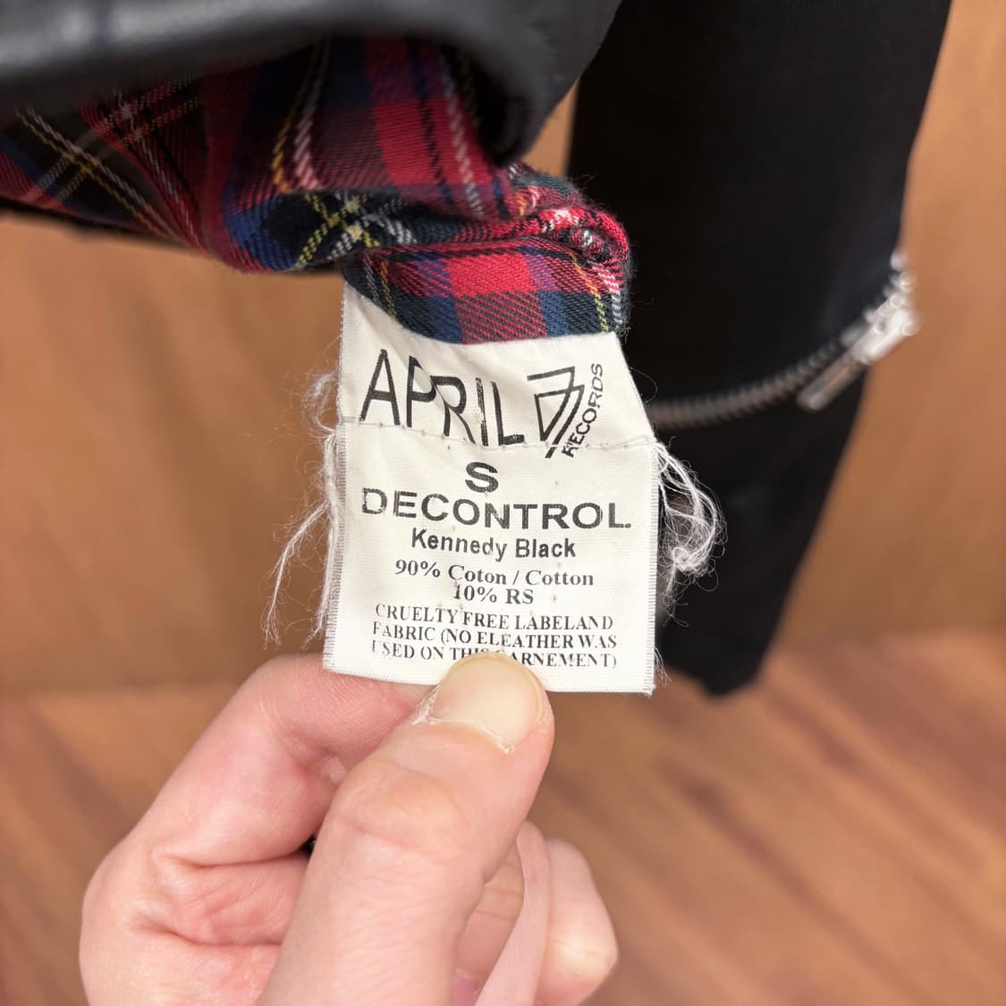 빈티지 코튼 라이더 자켓 숄더 견장 메탈 지퍼 체크 안감 디테일 블랙 상품이미지9