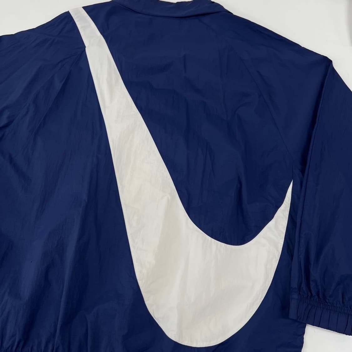 나이키 빅로고 바람막이 상품이미지4