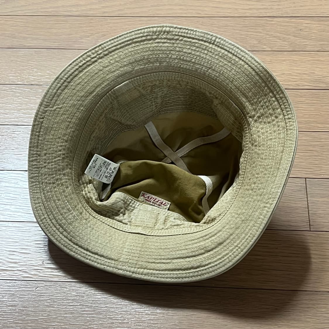 캐피탈 노인과 바다 버킷햇 상품이미지3