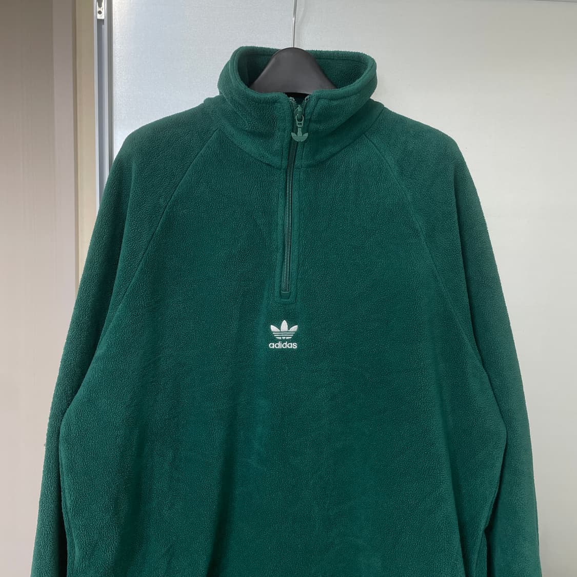 아디다스 그린 반집업 후리스 상품이미지2