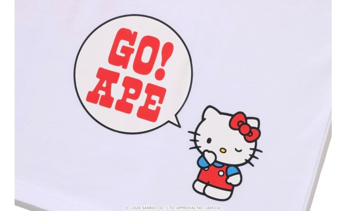 베이프정품 M 산리오 헬로키티 콜라보 컬리지 미니 티 상품이미지4