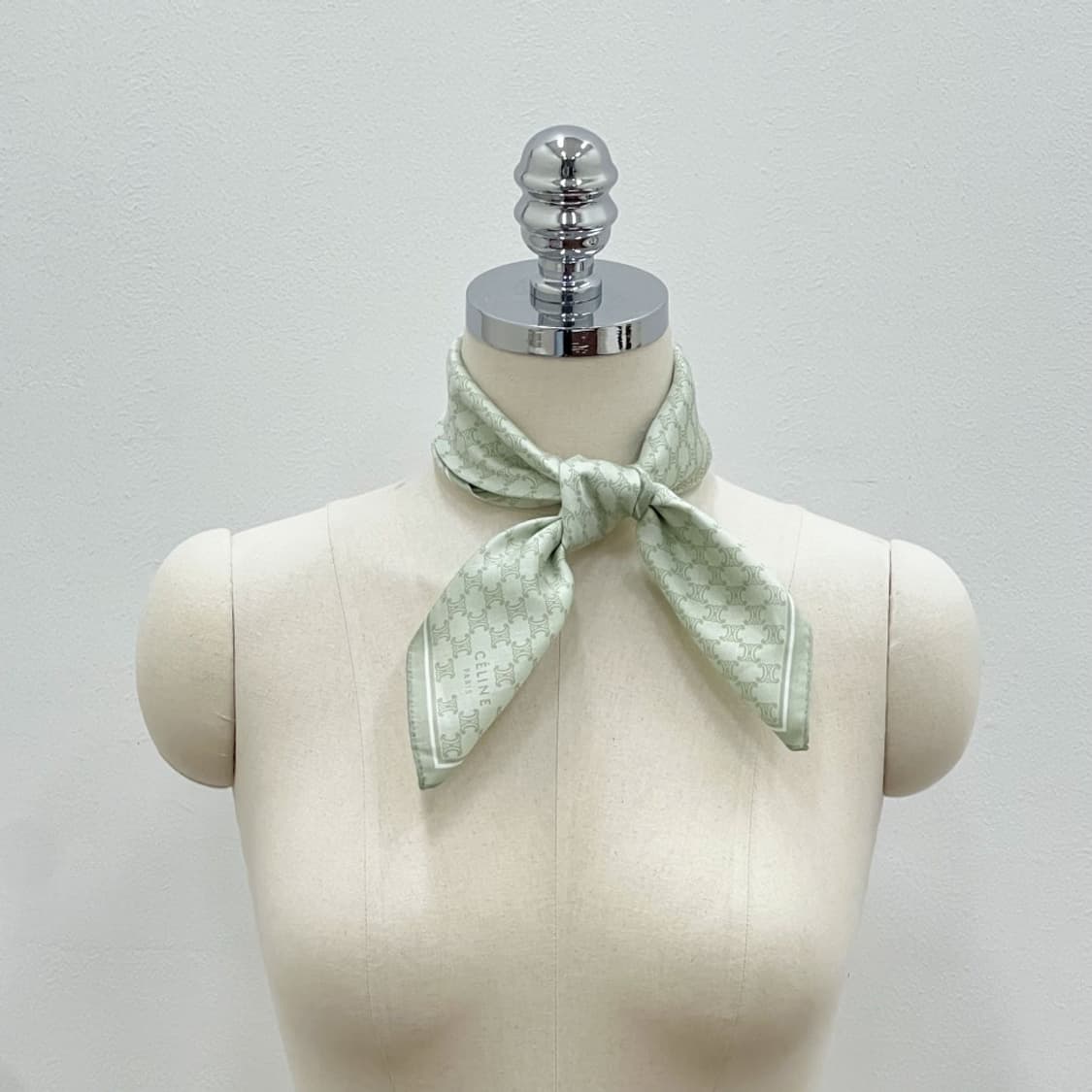 (새상품) celine / 셀린느 쁘띠스카프 손수건 상품이미지7