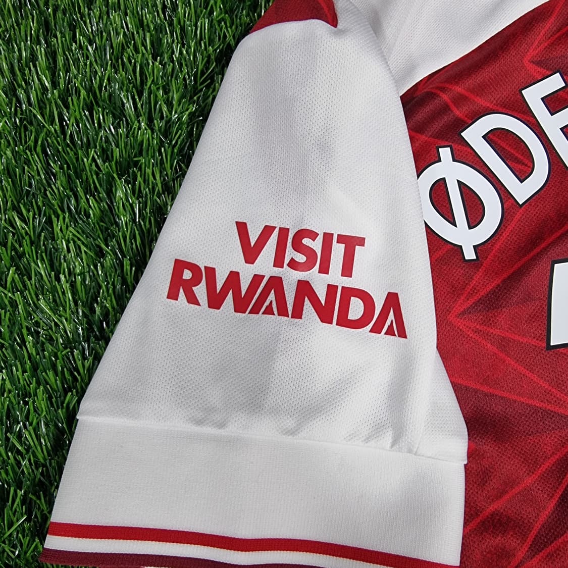 20-21시즌 아스날 홈 유니폼 #11 외데고르 상품이미지5