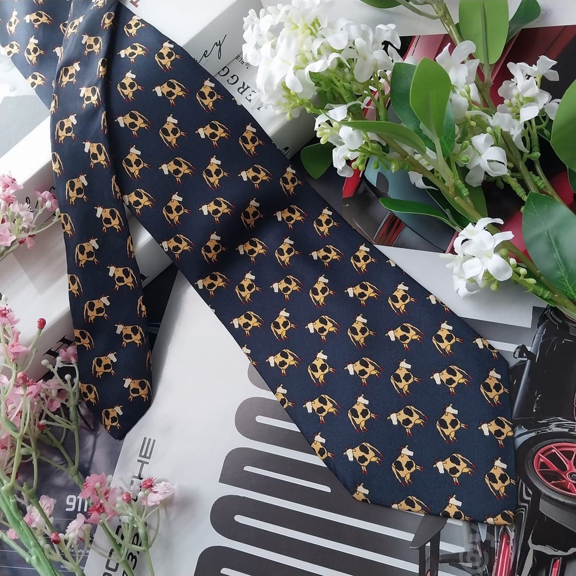 소니아리키엘 넥타이 네이비 소 모티브 9.6cm A+등급 K2198
 상품이미지4