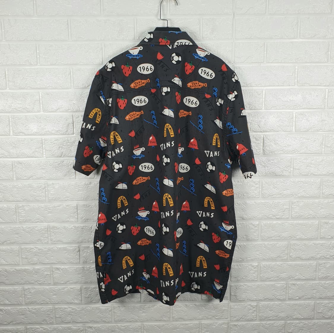 [105]반스 그래픽 프린츠 반팔 셔츠 상품이미지3