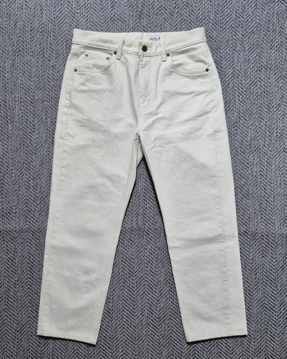 MOD9 스트레이트핏 크롭진 30 (크림) 상품이미지1