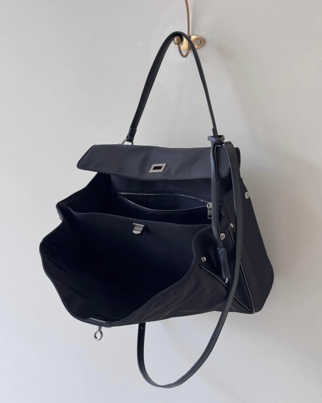 블랑 나일론 숄더백 상품이미지7