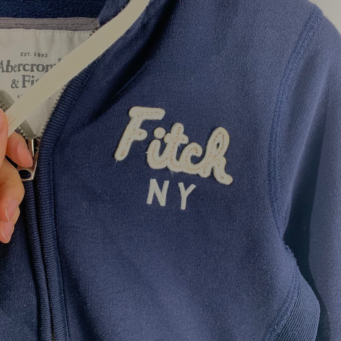 아베크롬비 y2k 와투케 네이비 후드집업 상품이미지4