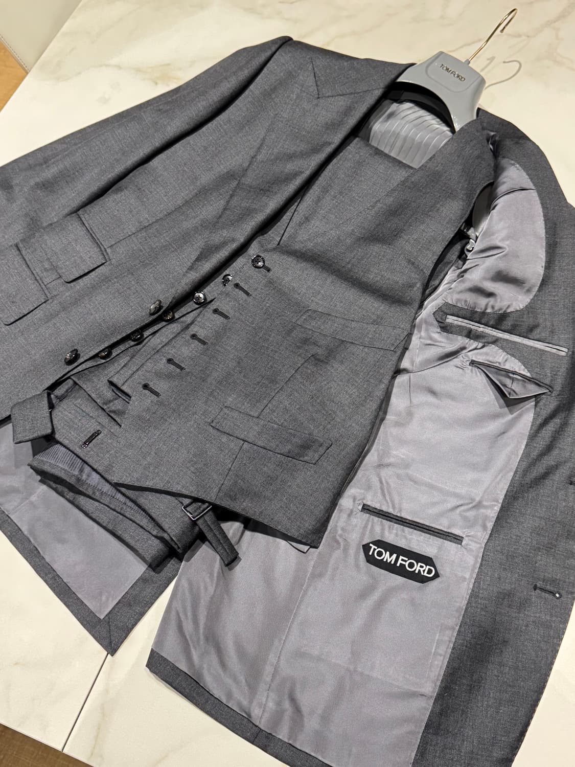 톰포드 쓰리피스 정장 셋업 50 상품이미지3