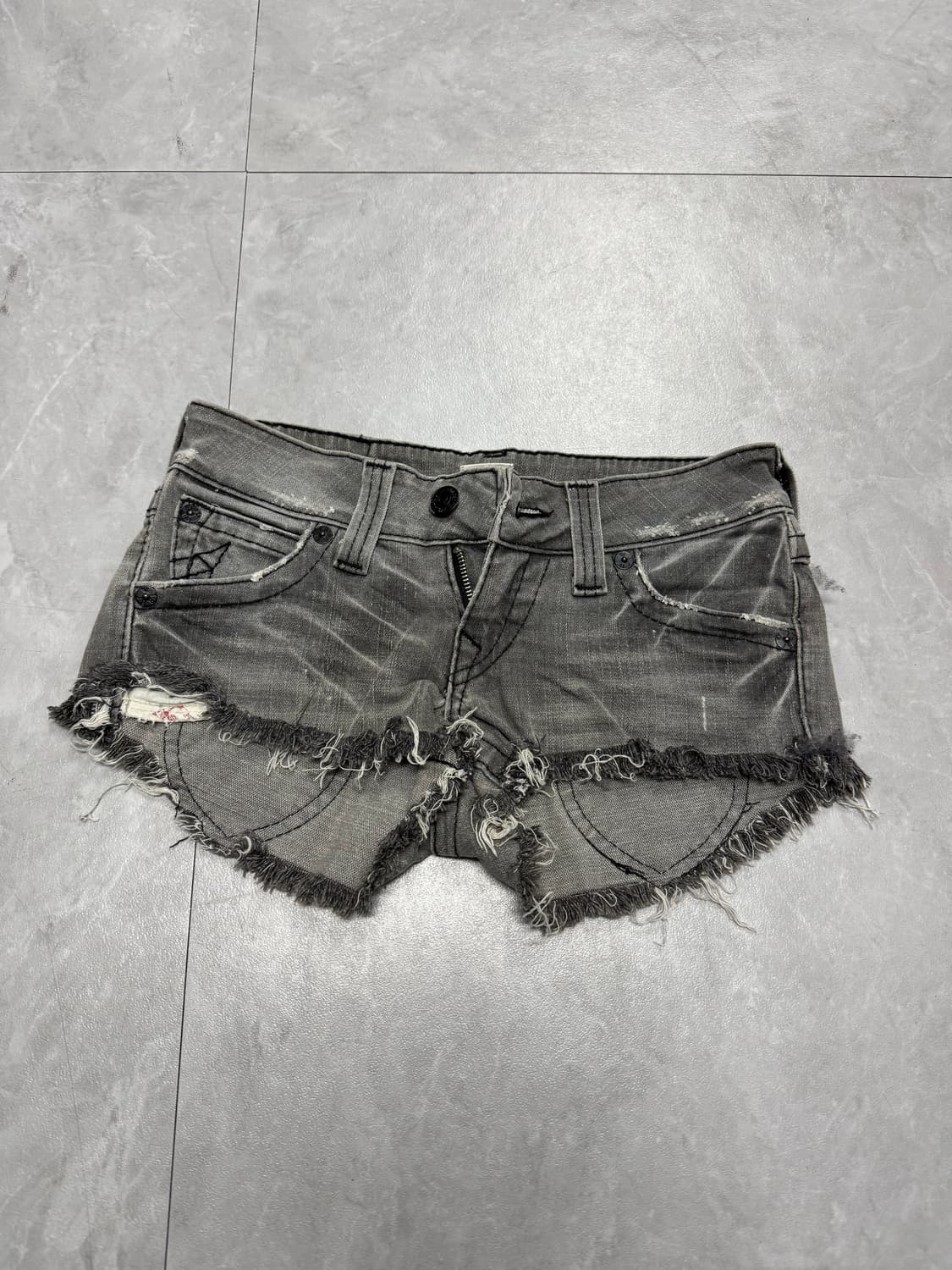 트루릴리젼 상품이미지1