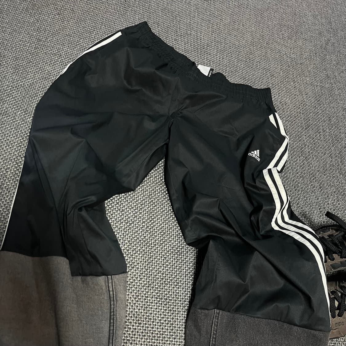 only one adidas custom pants  상품이미지3