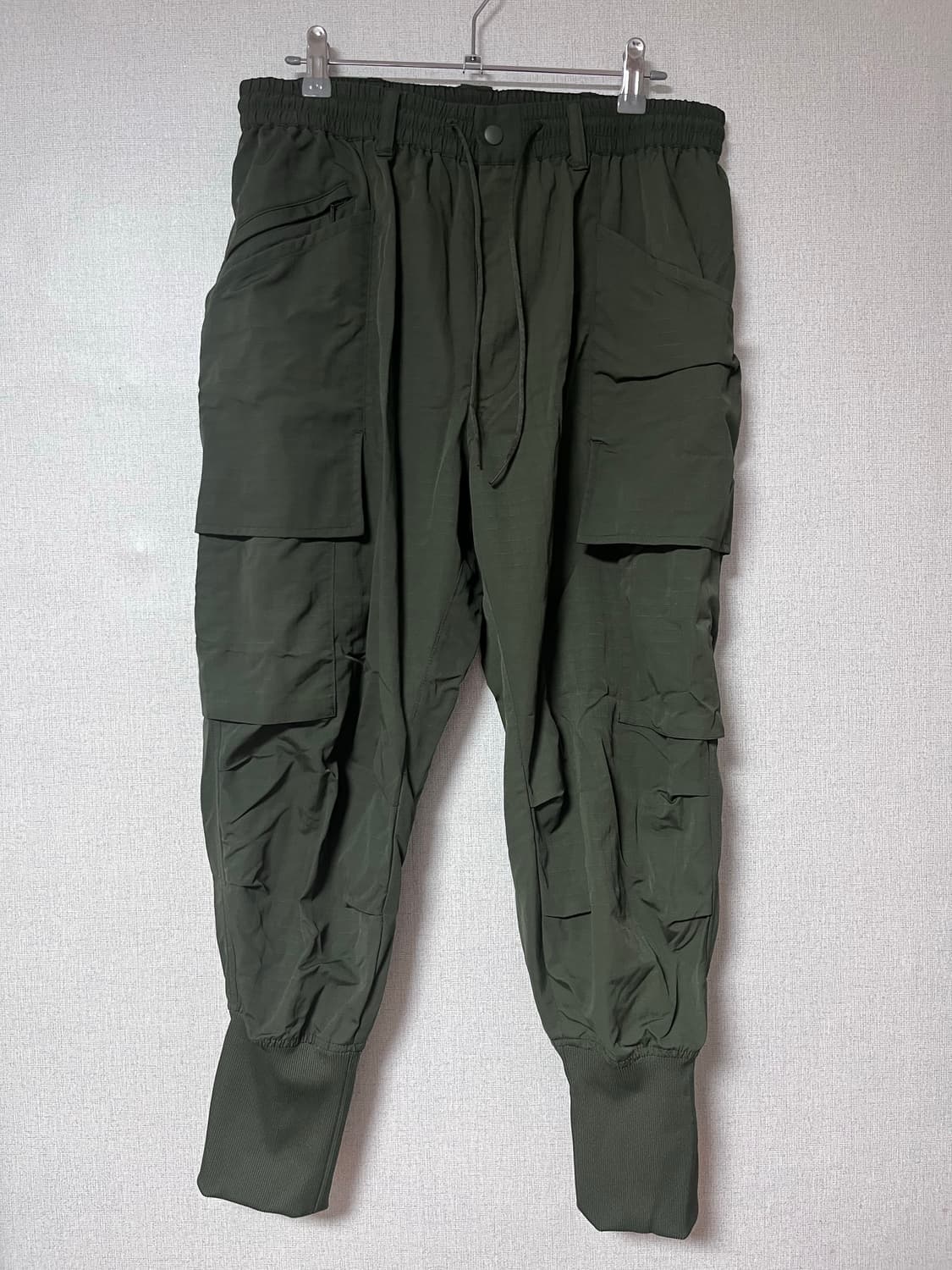 Y-3 카키 카고 조거 팬츠 상품이미지1