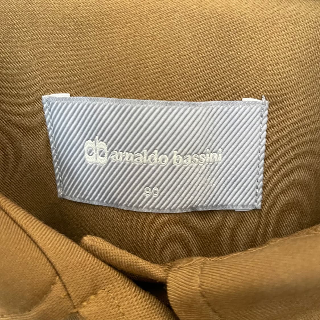 아놀도 바시니 브라운 트렌치 코트 90 상품이미지4