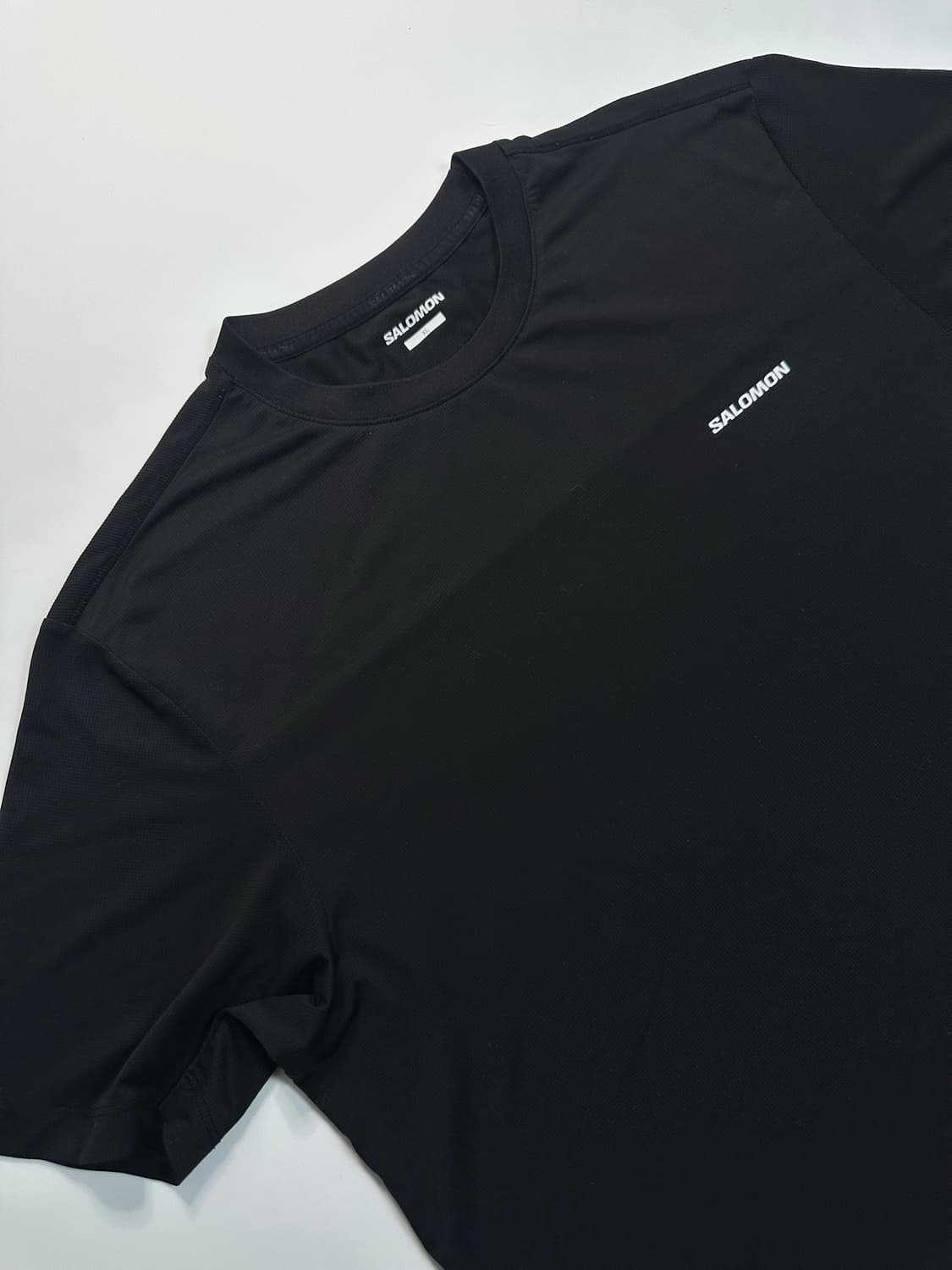 살로몬 블랙 반팔티셔츠 상품이미지1