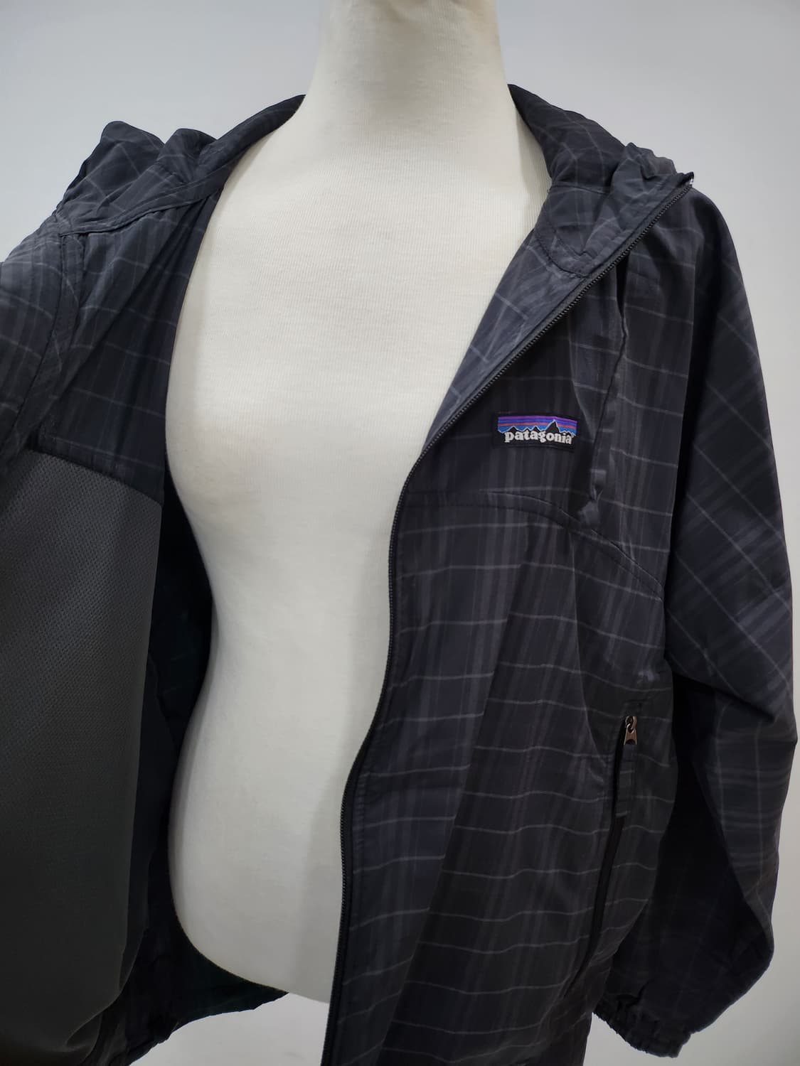 파타고니아 오버핏 체크 후드 바람막이 윈드자켓 M 상품이미지4