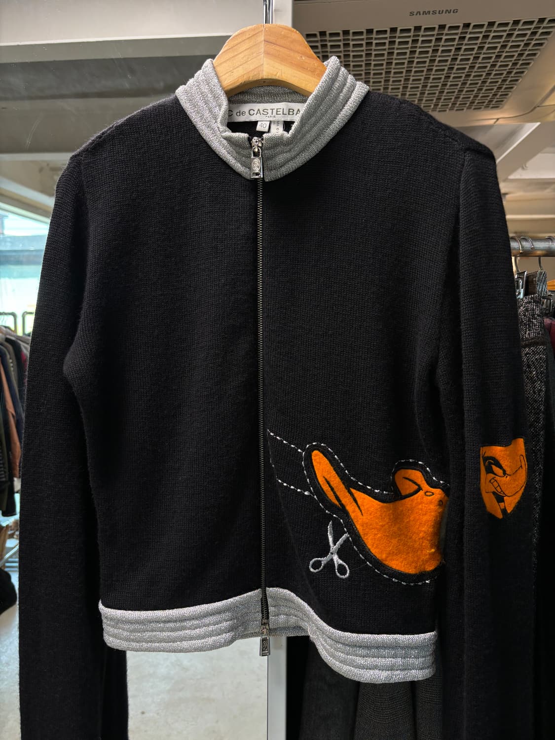 까스텔바작 루니툰즈 대피덕 니트 집업자켓 상품이미지3