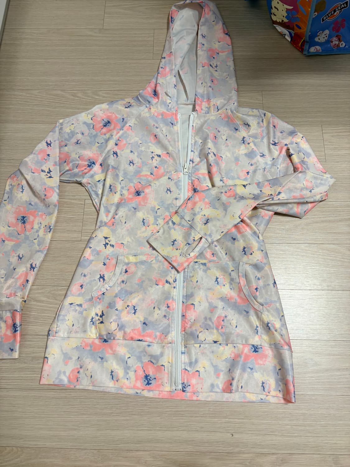 일본 빈티지 의류(빈티지,H&M,럽캔,헬로키티,버버리,국내 브랜드 등) 상품이미지4