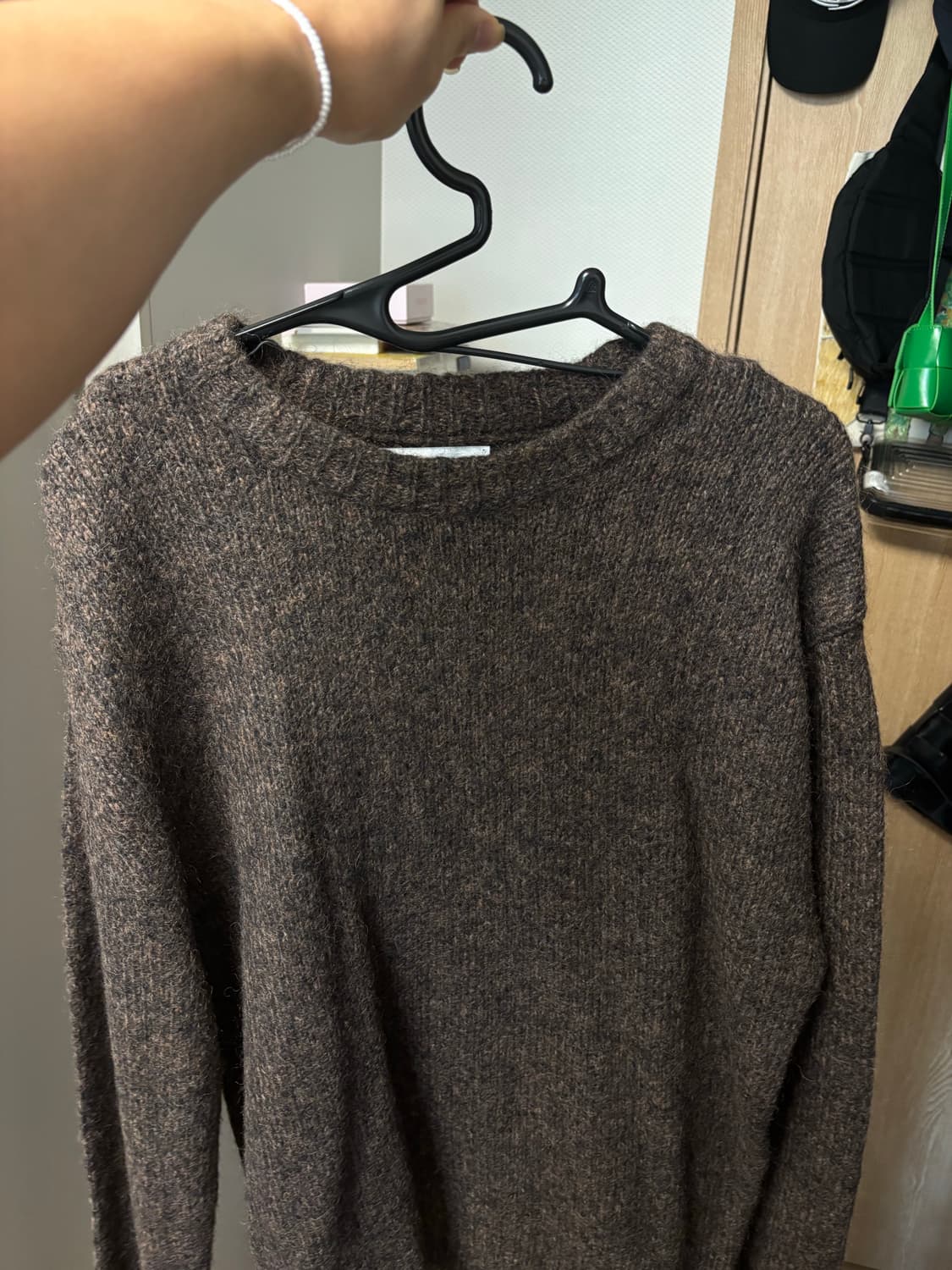 아모멘토 니트 상품이미지1