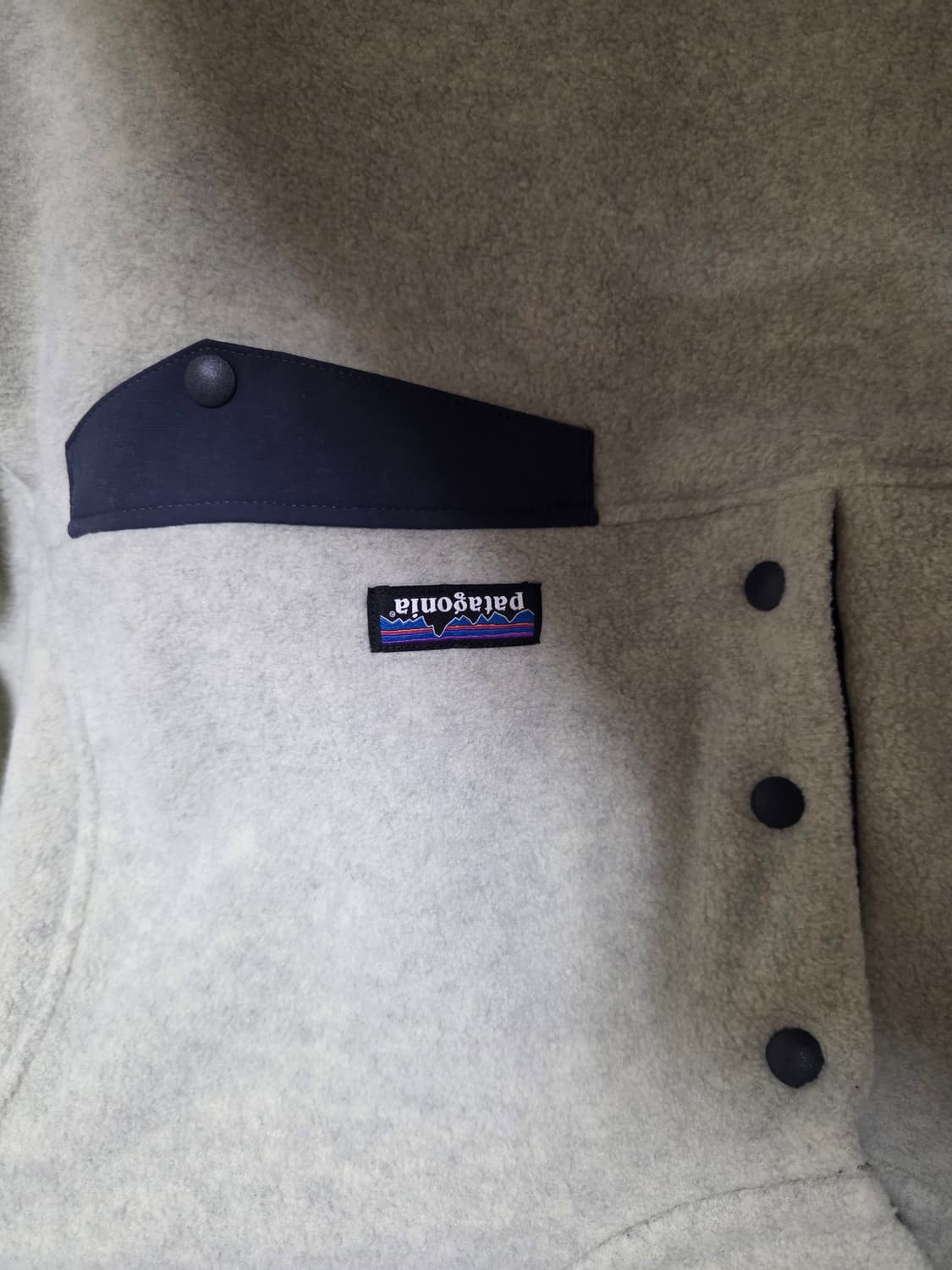 파타고니아 라이트웨이트 신칠라 오트밀L팝니다 상품이미지3