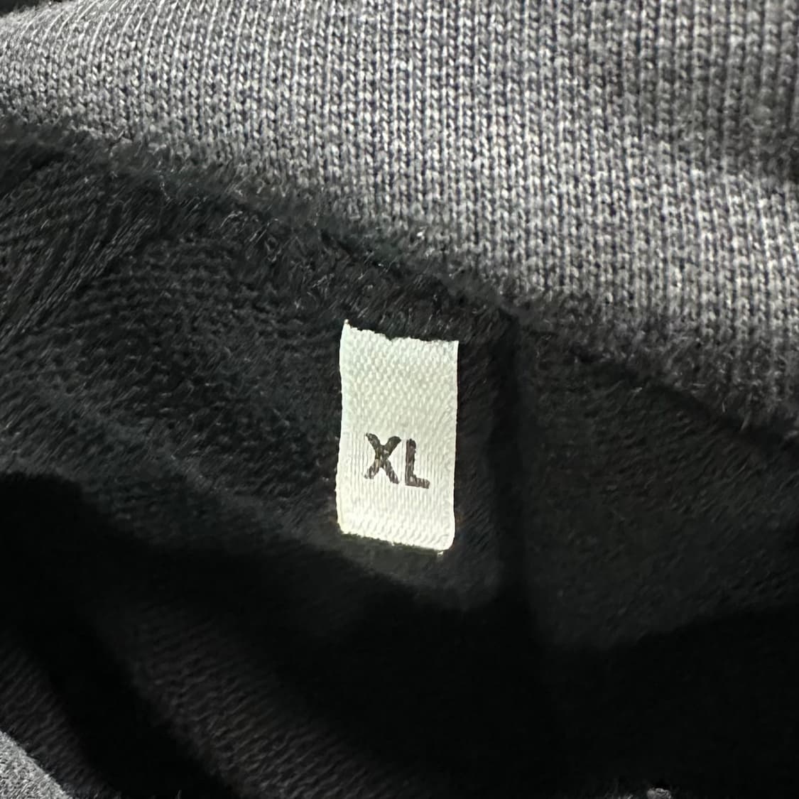 아미 스몰하트 로고 블랙 후드티 상품이미지4