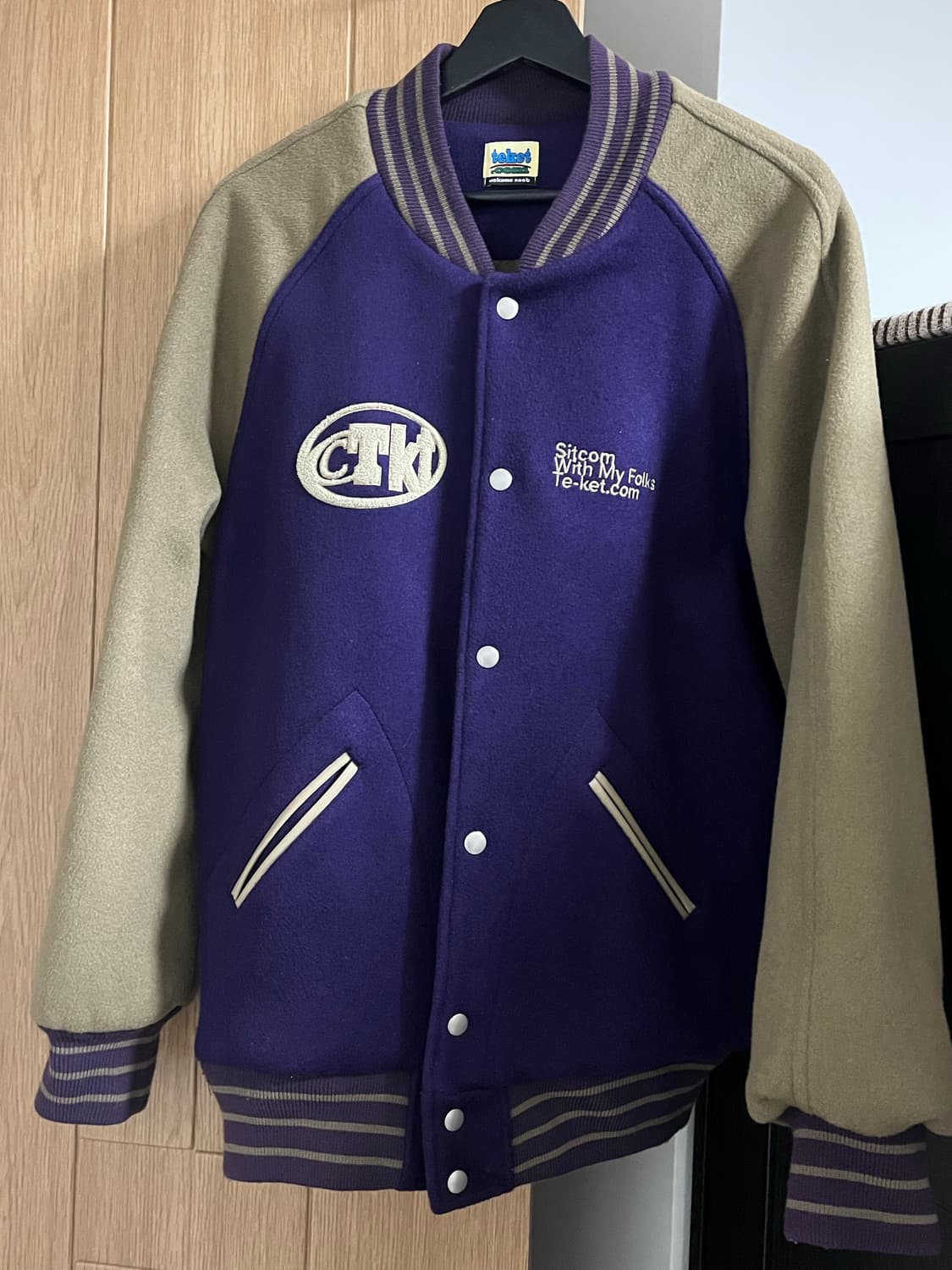 테켓 바시티 자켓 상품이미지1