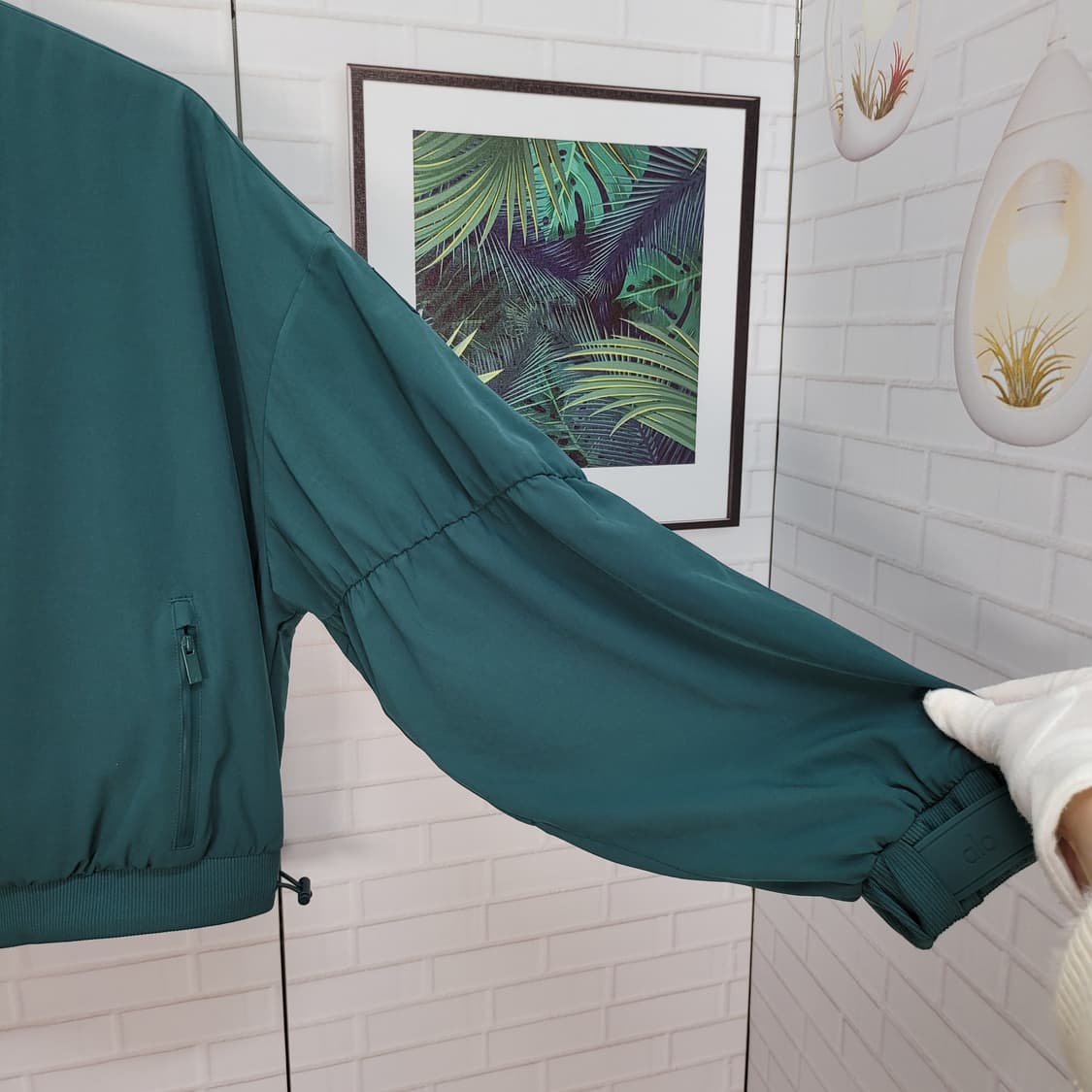 ALO YOGA 알로요가 하프 지퍼 크롭 엘리베이션 커버업 XS 사이즈 상품이미지3