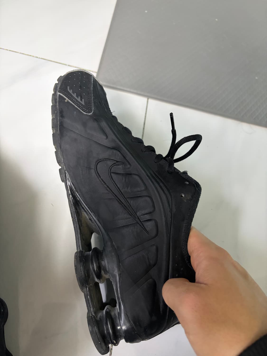 나이키 샥스 r4 상품이미지3