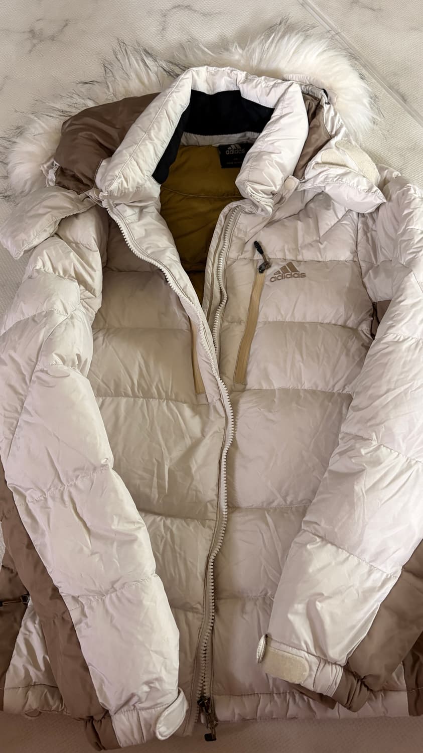 아디다스 아이보리 숏패딩 상품이미지1