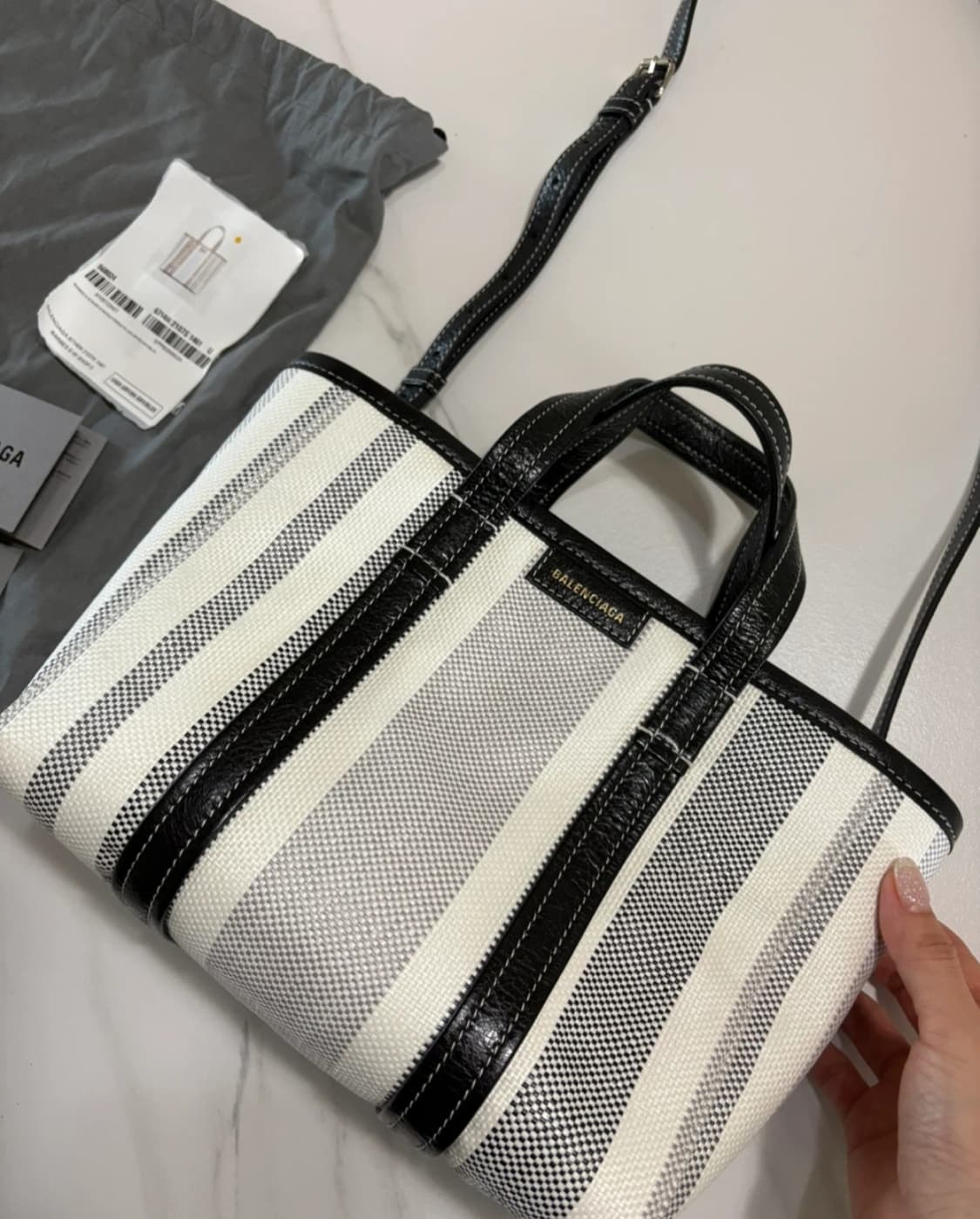 발렌시아가 미니 토트 크로스백  상품이미지3