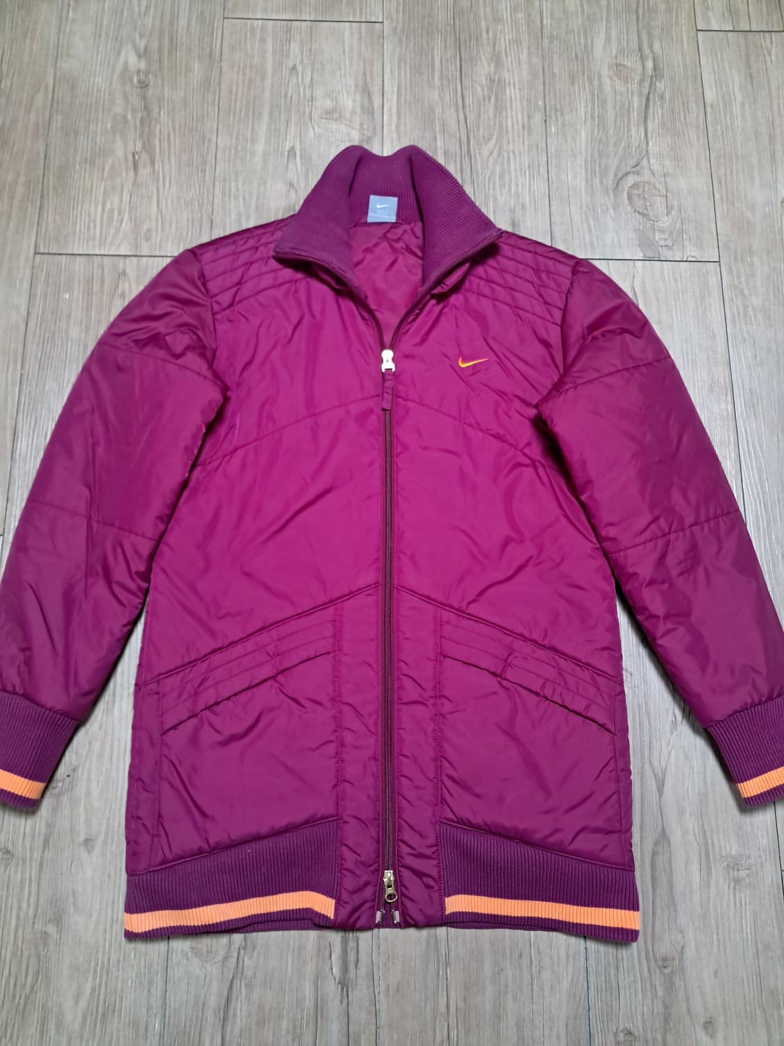 나이키 여성 경량패딩 L 상품이미지2