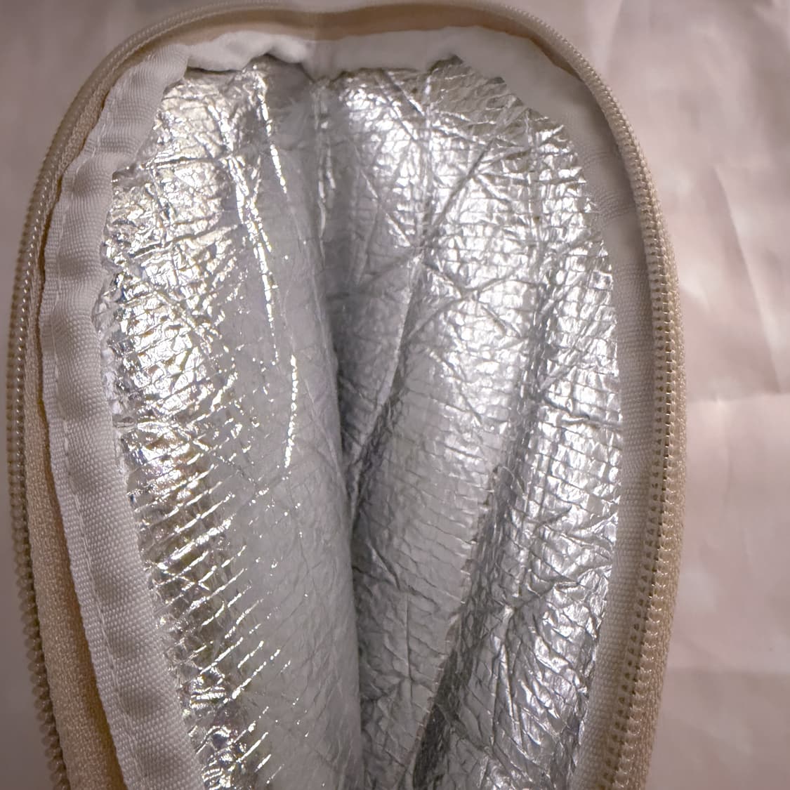 일본 pinktrick 베이지 도트 리본 보냉 파우치 히메갸루 라떼갸루 상품이미지3