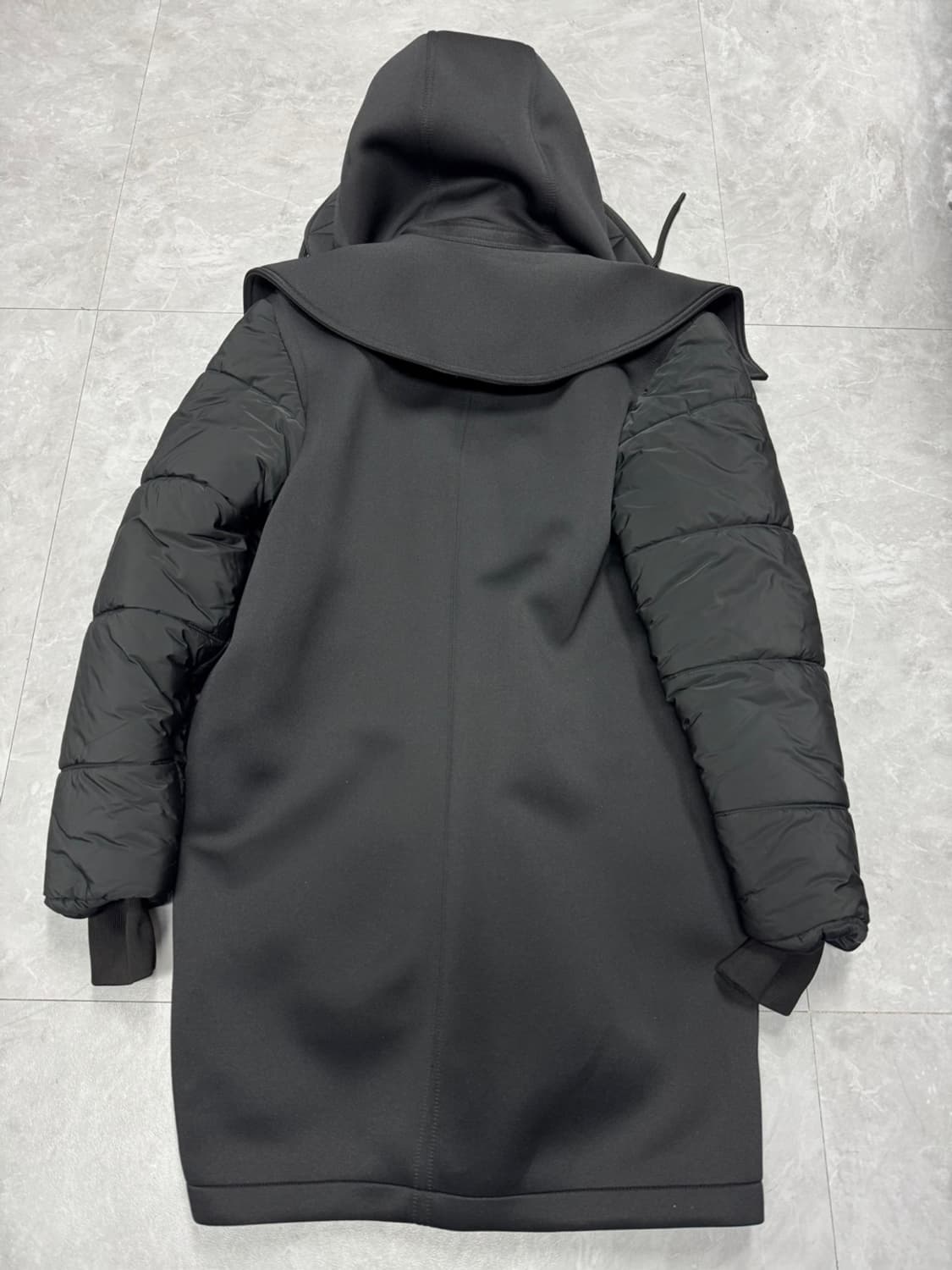 알렉산더 왕 X H&M 상품이미지2