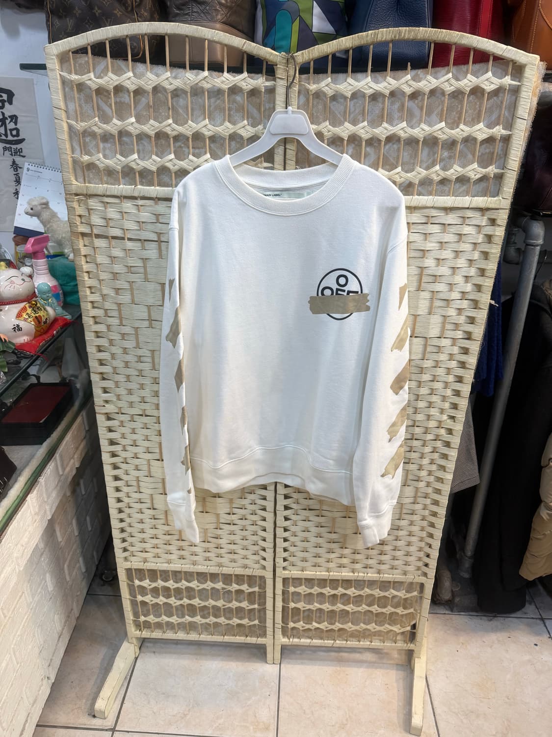 95 정품 오프화이트 태이핑 애로우 맨투맨 팝니다 상품이미지1