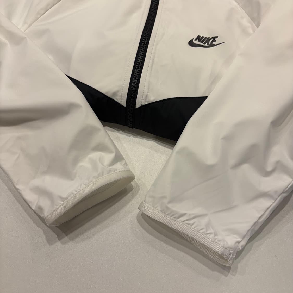 [S] 나이키 NSW 윈드러너 바람막이 화이트/블랙 후드집업 C178 상품이미지6