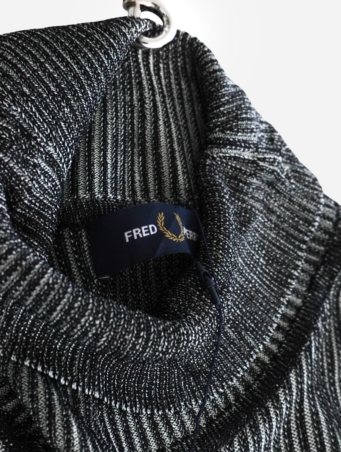 Fred Perry Striped Viscose Knit Top 상품이미지2