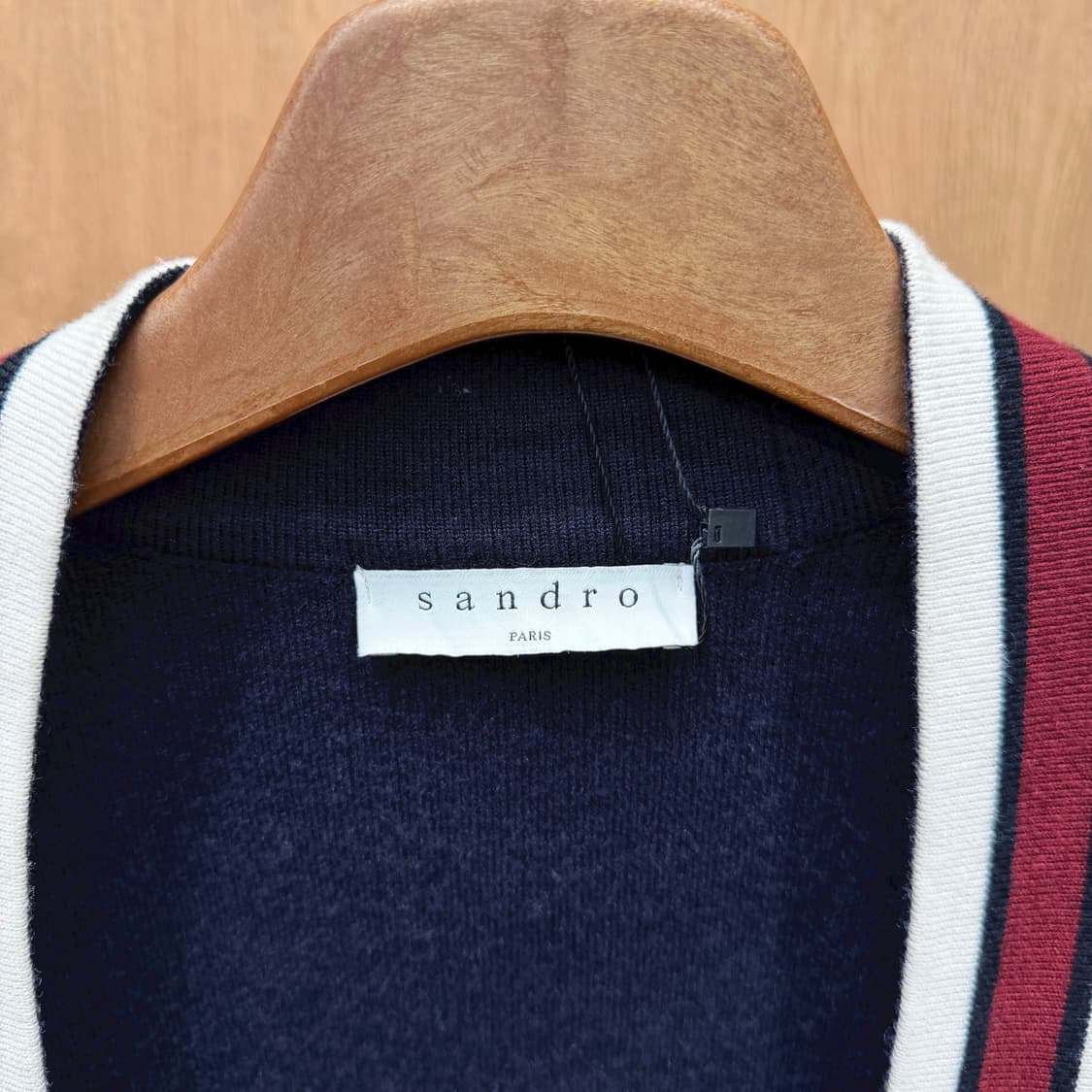 산드로 오픈 니트 가디건 스트라이프 브이넥 라인 디테일 루즈핏 네이비 상품이미지6