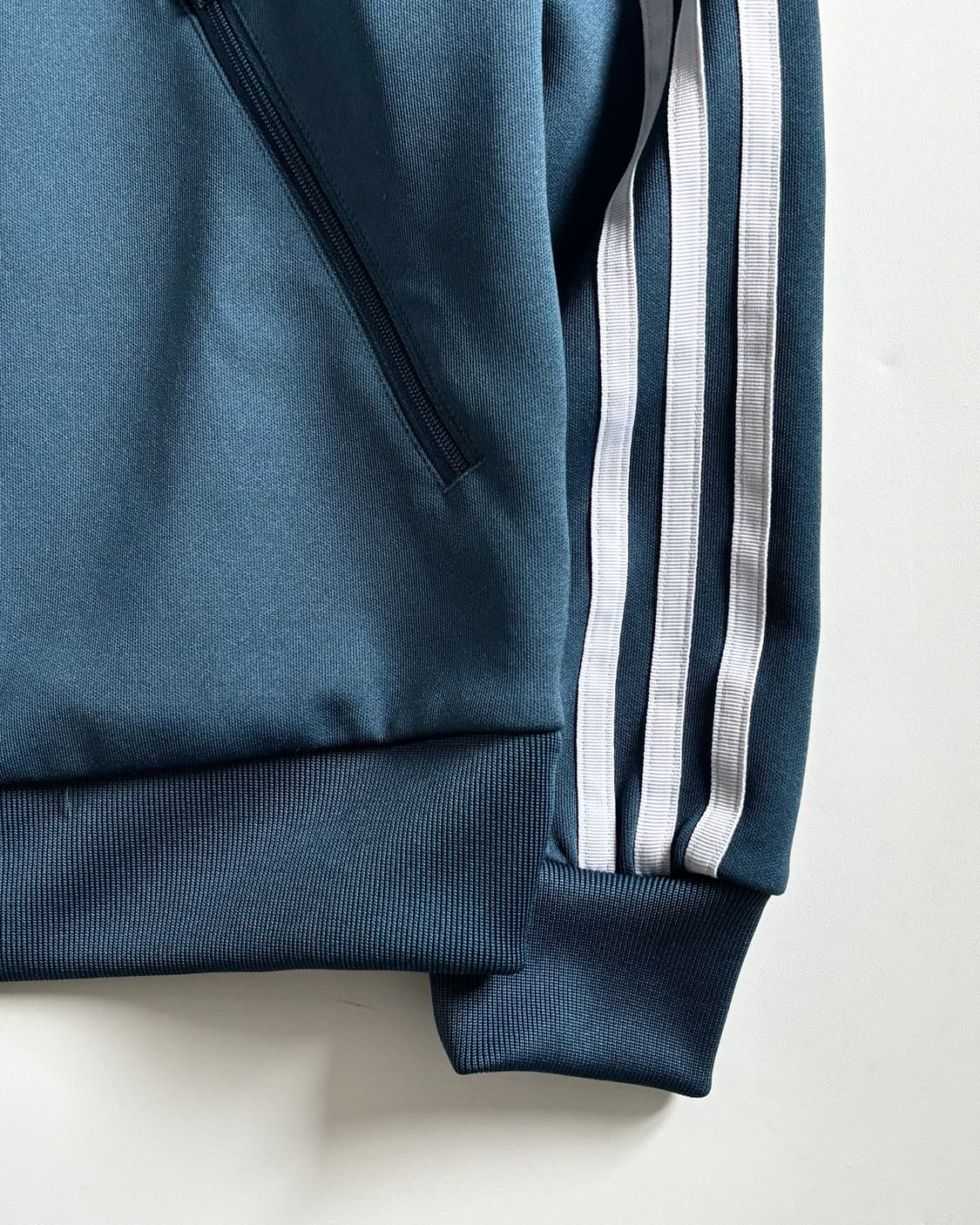 Adidas 아디다스 청록컬러 슈퍼스타 유넥 트랙탑 상품이미지3