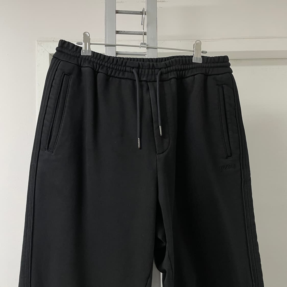 준지 로고 트레이닝 팬츠 블랙 46 상품이미지2