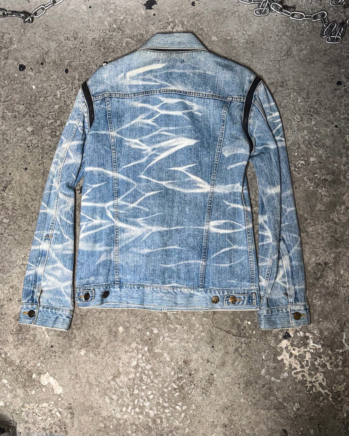 Bleached Stud Detail Denim Jacket 상품이미지10